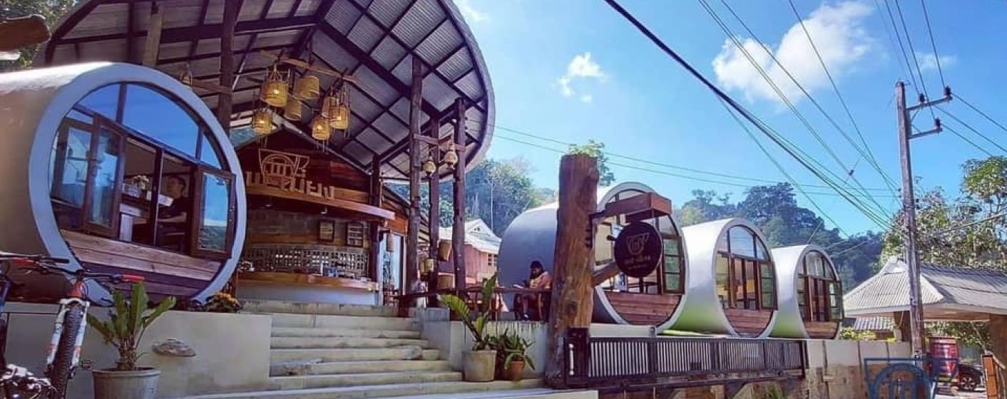 Fae-Miang Café Front Store